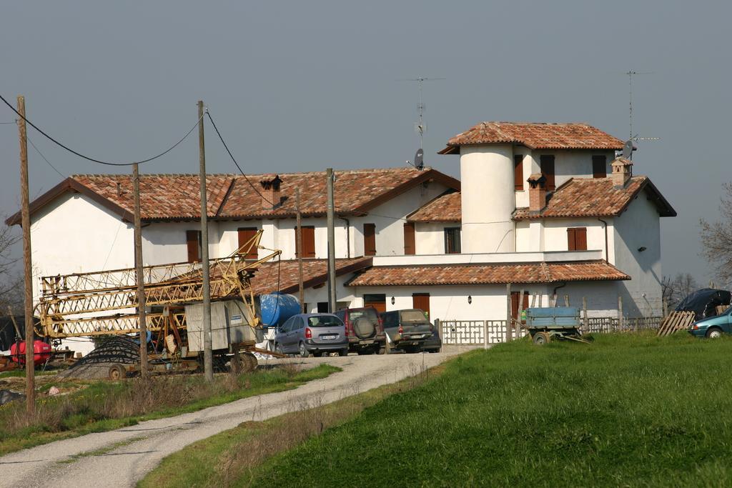 Farm Stay Agriturismo Cascina Giovanola Cassano Spinola エクステリア 写真